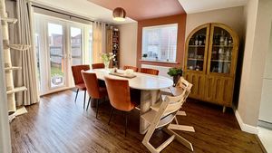 Photo 7- click for photo gallery